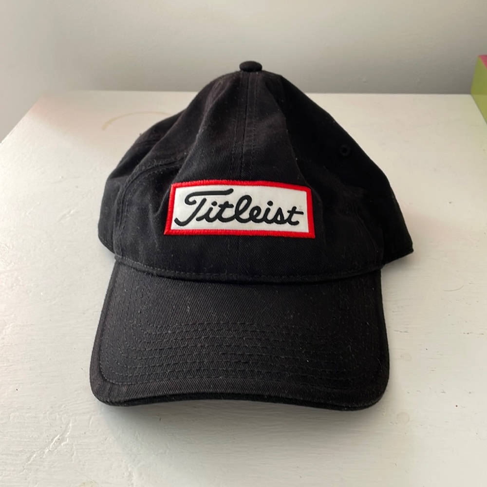 Titleist Adjustable Hat - black
